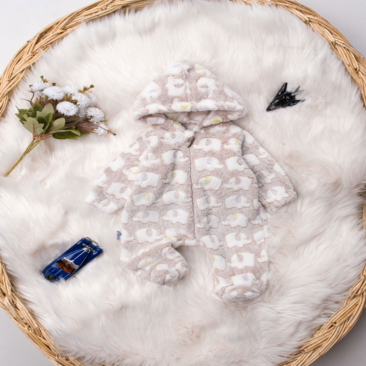 V-002 FİL DESENLİ PATİKLİ TULUM