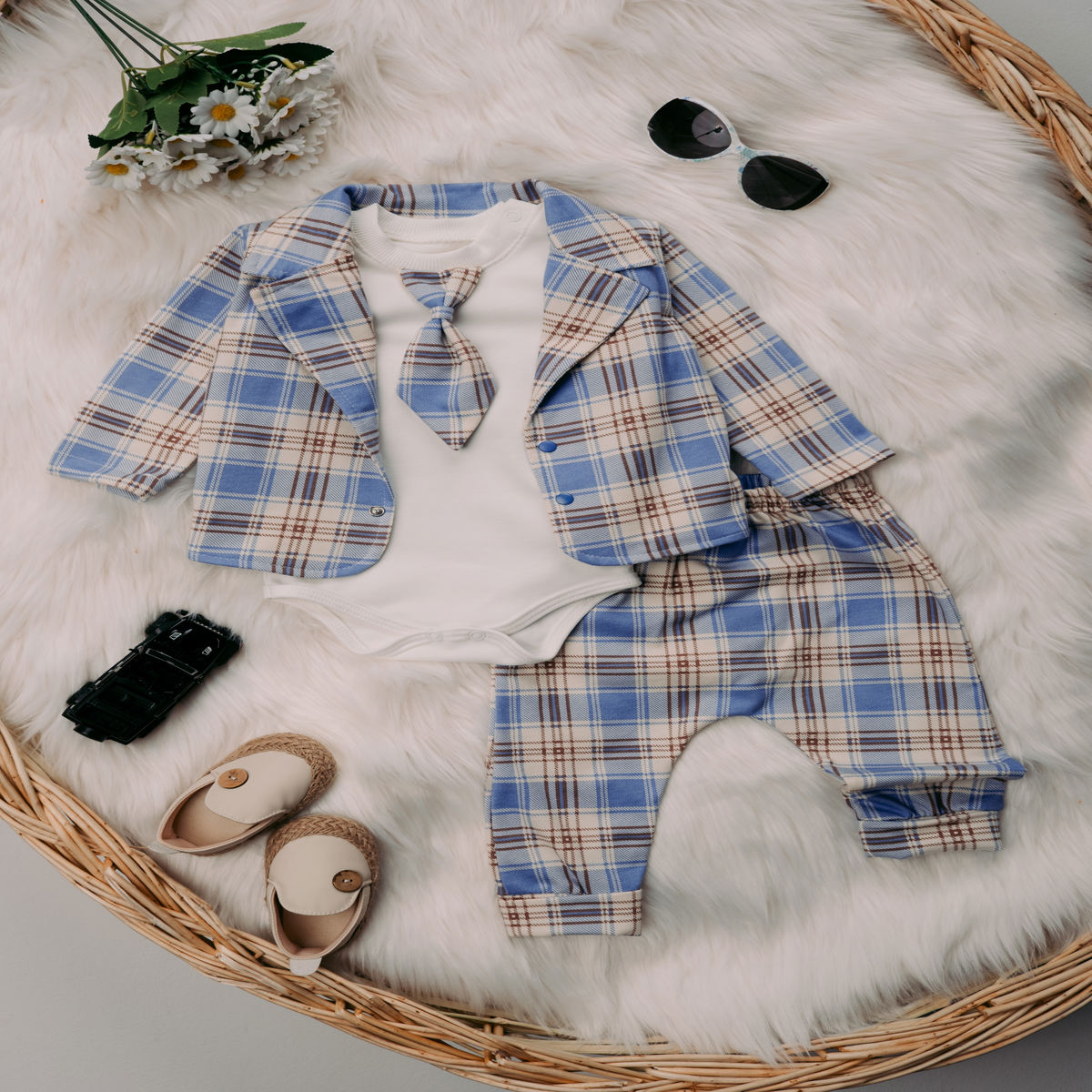 1404 KARE ÇİZGİLİ ÜÇLÜ TAKIM