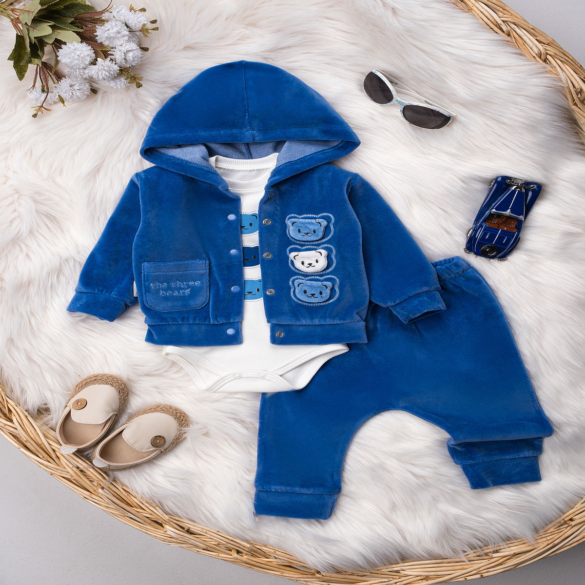 1414 AYI KAFALI KADİFE ÜÇLÜ TAKIM